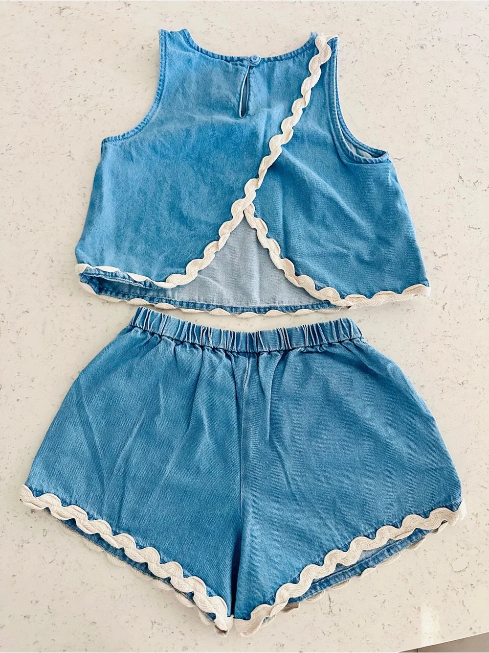 Old Navy Blue Denim-Look Tank & Shorts Set with Cream Scallop